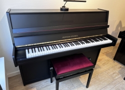grotrian steinweg piano matzwart 3