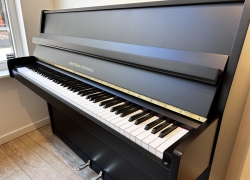 grotrian steinweg piano matzwart 4