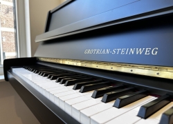 grotrian steinweg piano matzwart 6