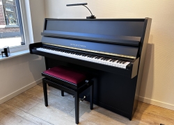 grotrian steinweg piano matzwart 8