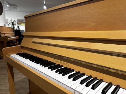 Schimmel piano 116s n beuken 8
