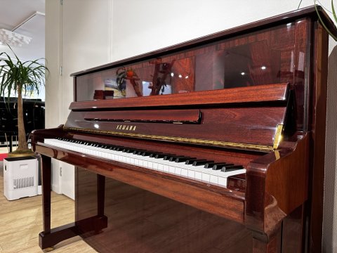 Yamaha piano v118 mahonie 4