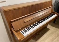 Sauter Klavier 108 cm Nussbaum satiniert