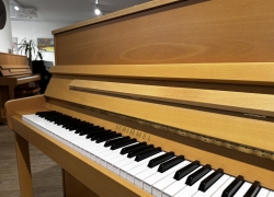schimmel piano 116s n beuken 8