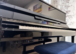 yamaha piano b3 zwart hoogglans 1