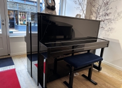 yamaha piano b3 zwart hoogglans 5